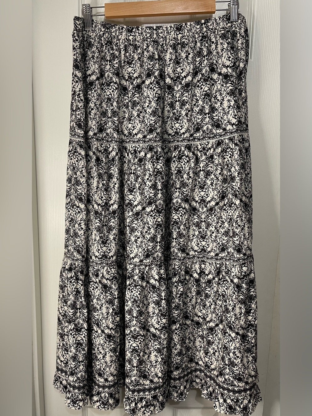 Beige Black Floral Wreath Prairie Tiered Ruffle Boho Cotton Blend Maxi Skirt XL